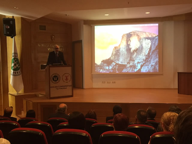 Ege Endoskopik Kafa Kaidesi kursuna ekip olarak katıldık. | Hipofiz | Hipofiz Cerrahisi